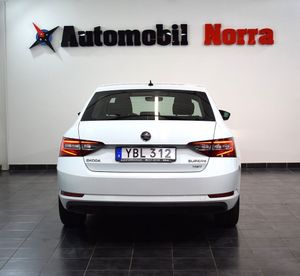 Skoda Superb bild 4