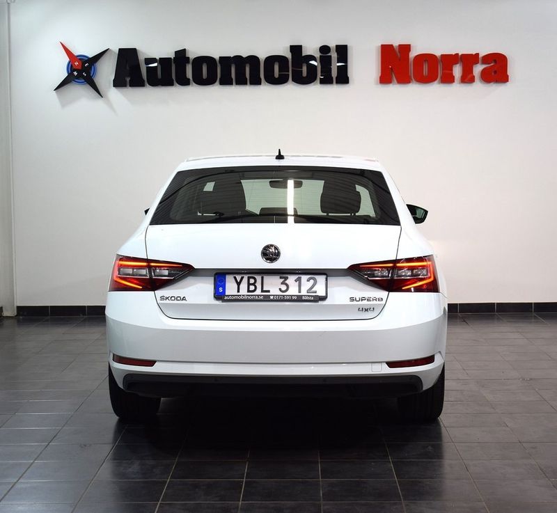 Skoda Superb bild 4