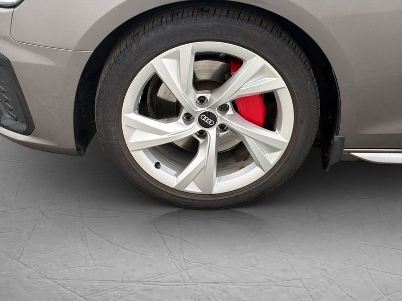 Audi A4 bild 33