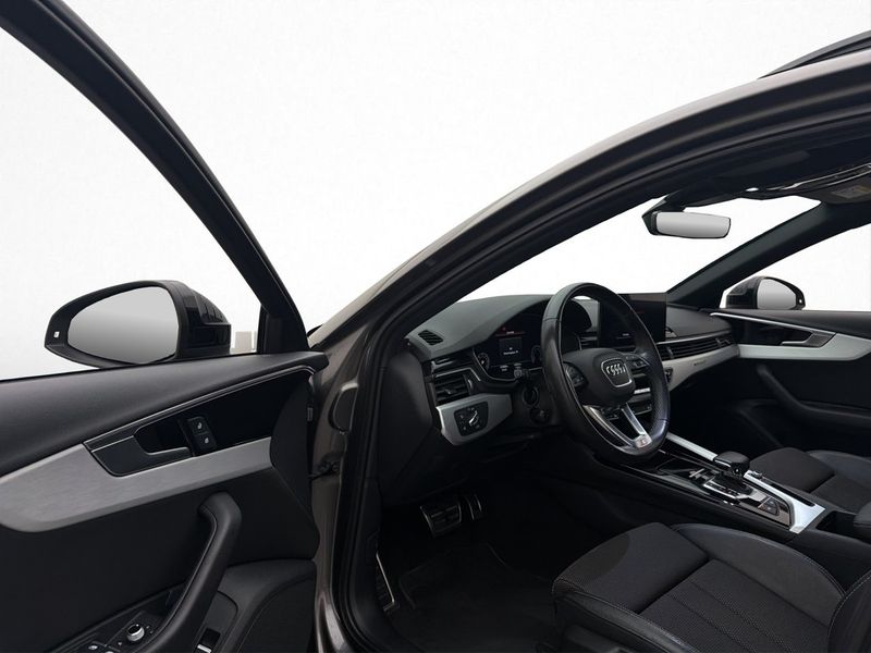 Audi A4 bild 12