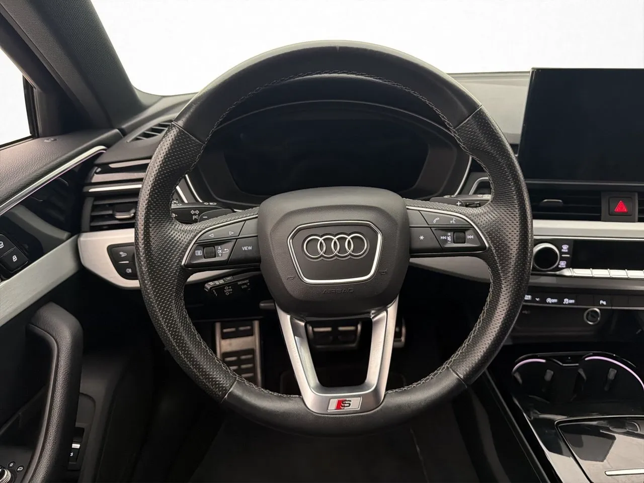 Vehicle image 21