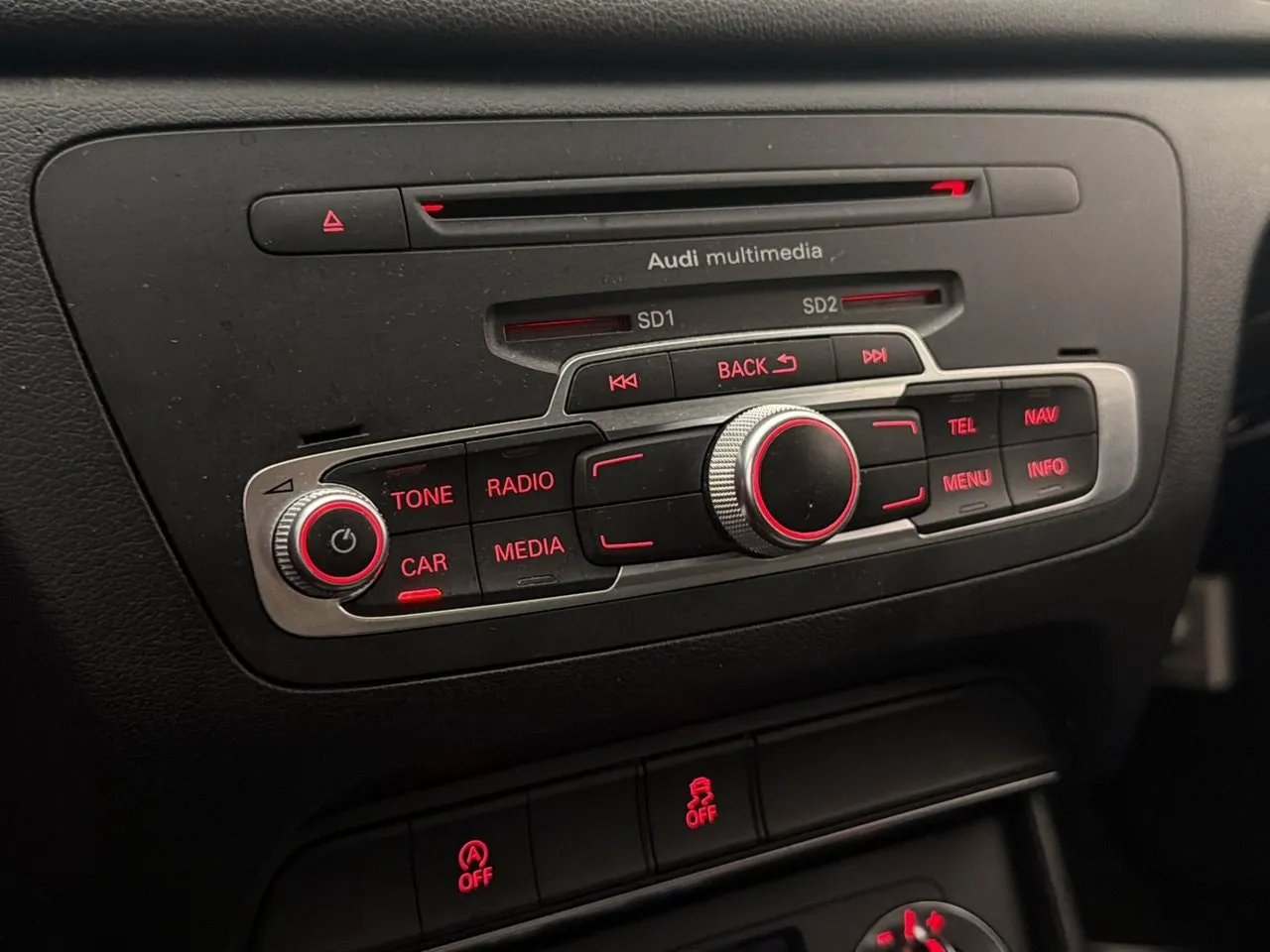 Vehicle image 24