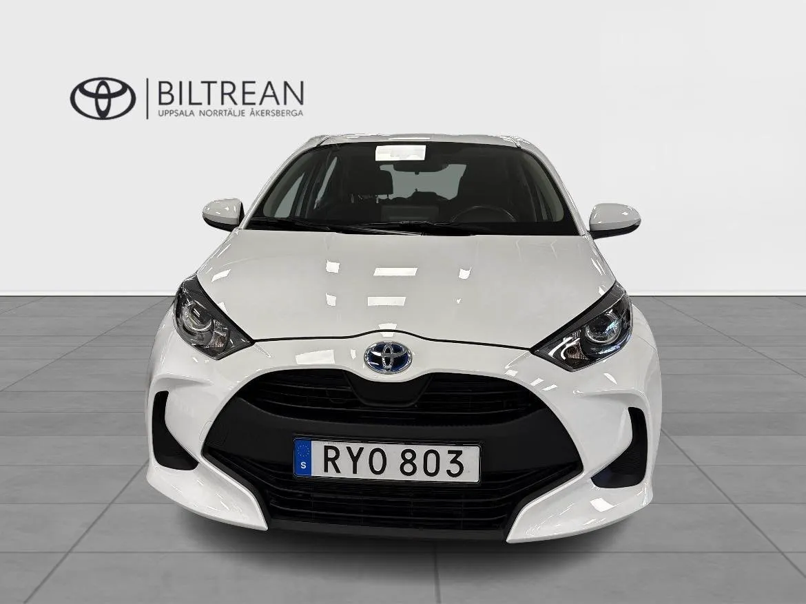 Vehicle image 8