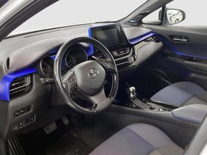 Toyota C-HR bild 12