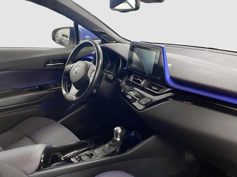 Toyota C-HR bild 4