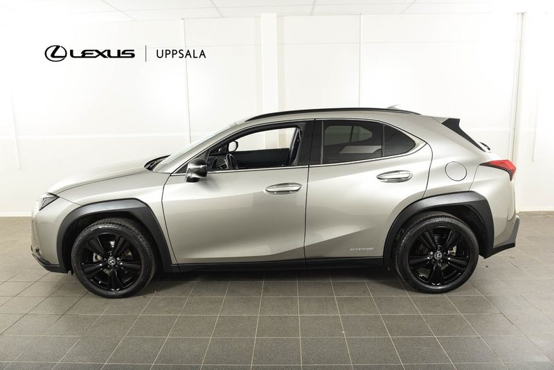 Lexus UX bild 2