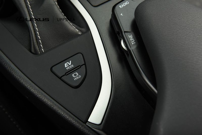 Lexus UX bild 18