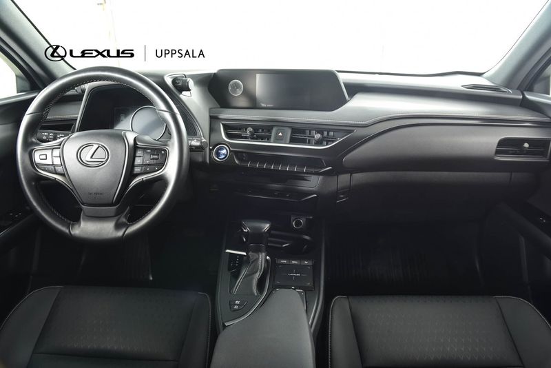 Lexus UX bild 7