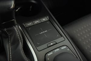 Lexus UX bild 17