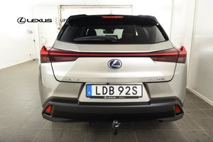 Lexus UX bild 5