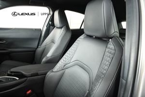 Lexus UX bild 11