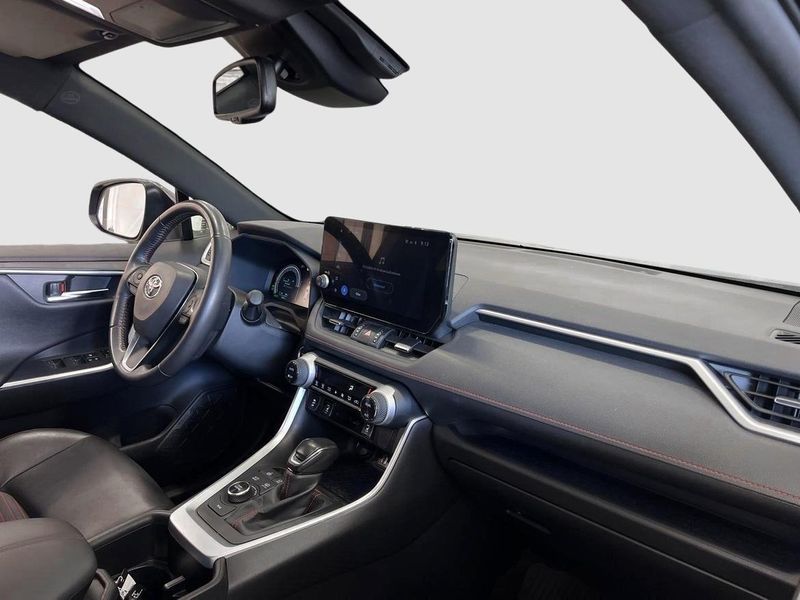 Toyota RAV4 bild 8