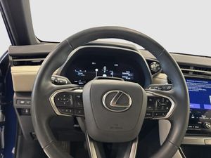 Lexus LBX bild 11