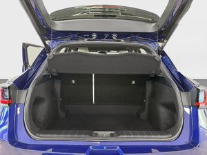 Lexus LBX bild 12