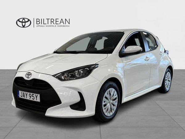 Toyota Yaris 1.5 Hybrid Active Komfortpaket Vinterhjul Ingår! - 2024