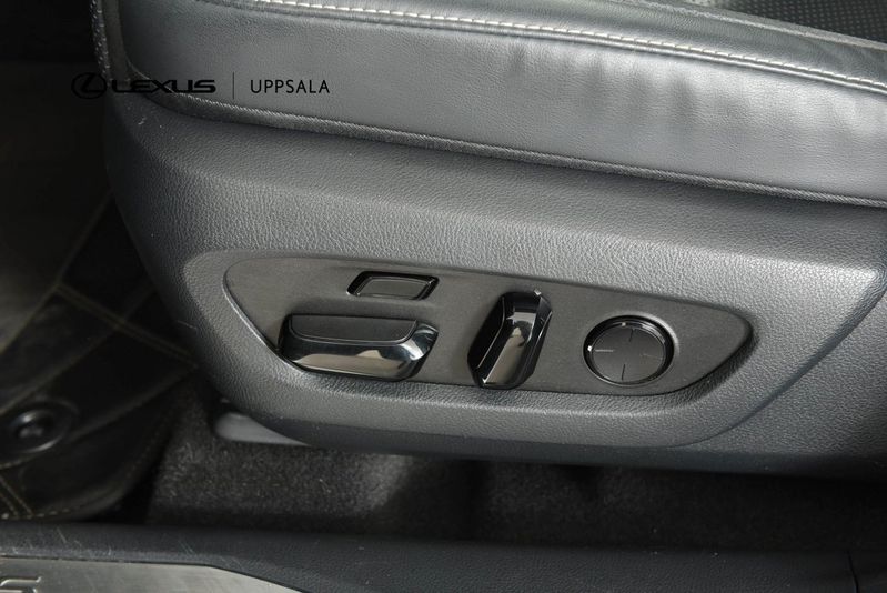Lexus RX bild 13