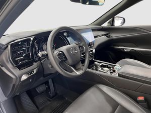 Lexus RX bild 8