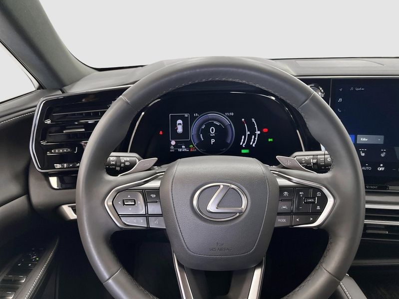 Lexus RX bild 9