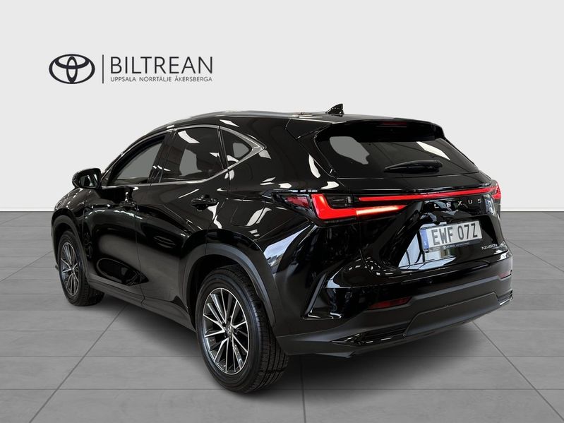 Lexus NX bild 3