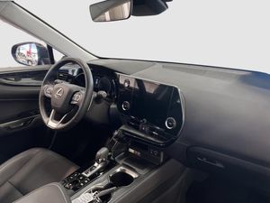 Lexus NX bild 9