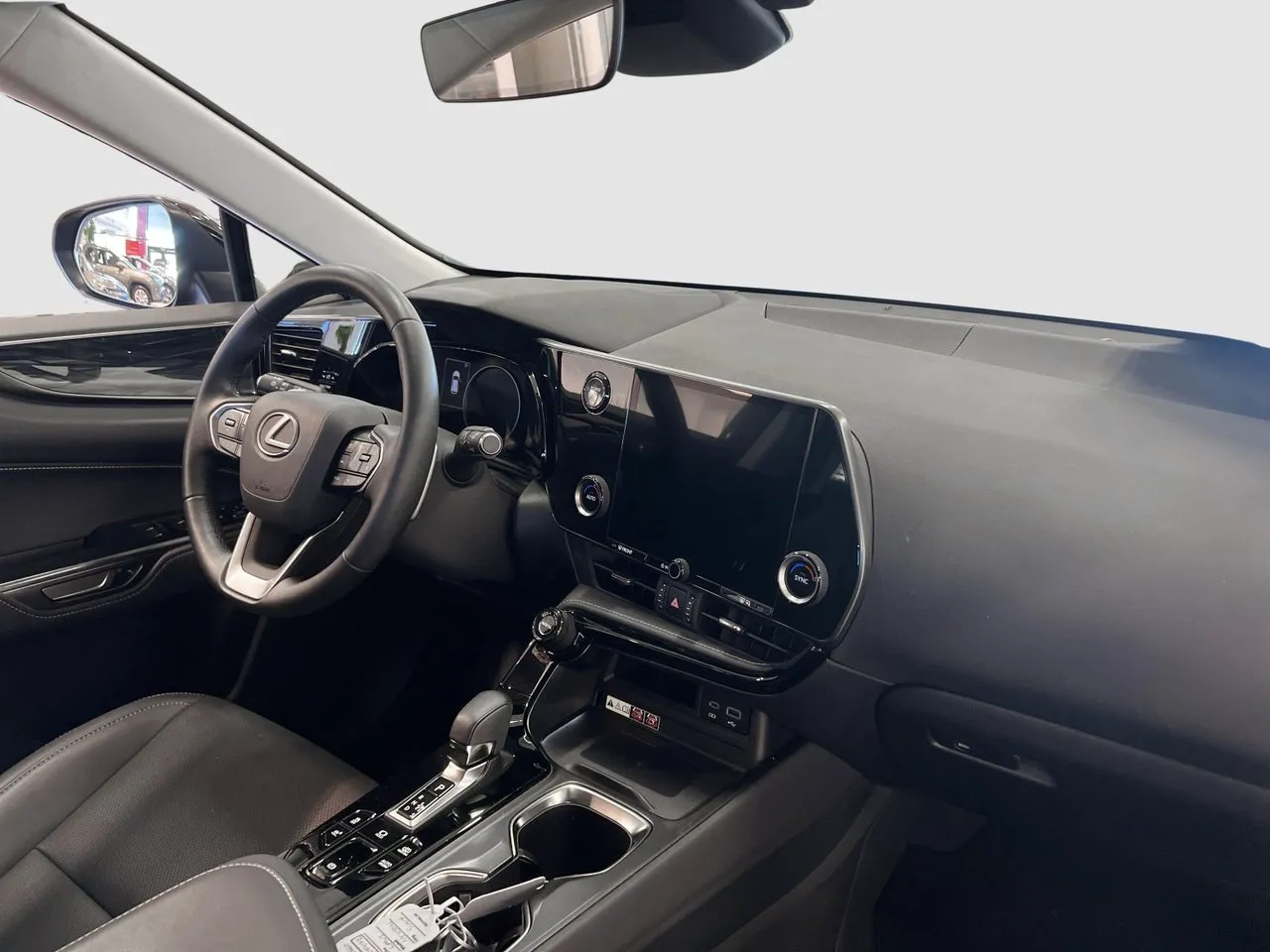 Vehicle image 8