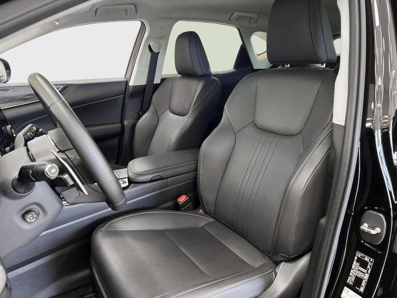 Lexus NX bild 7