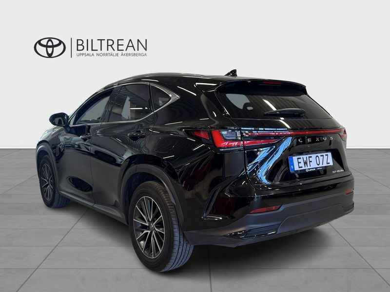 Lexus NX bild 4
