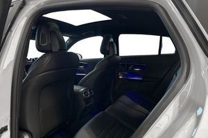 Mercedes GLC300 bild 9