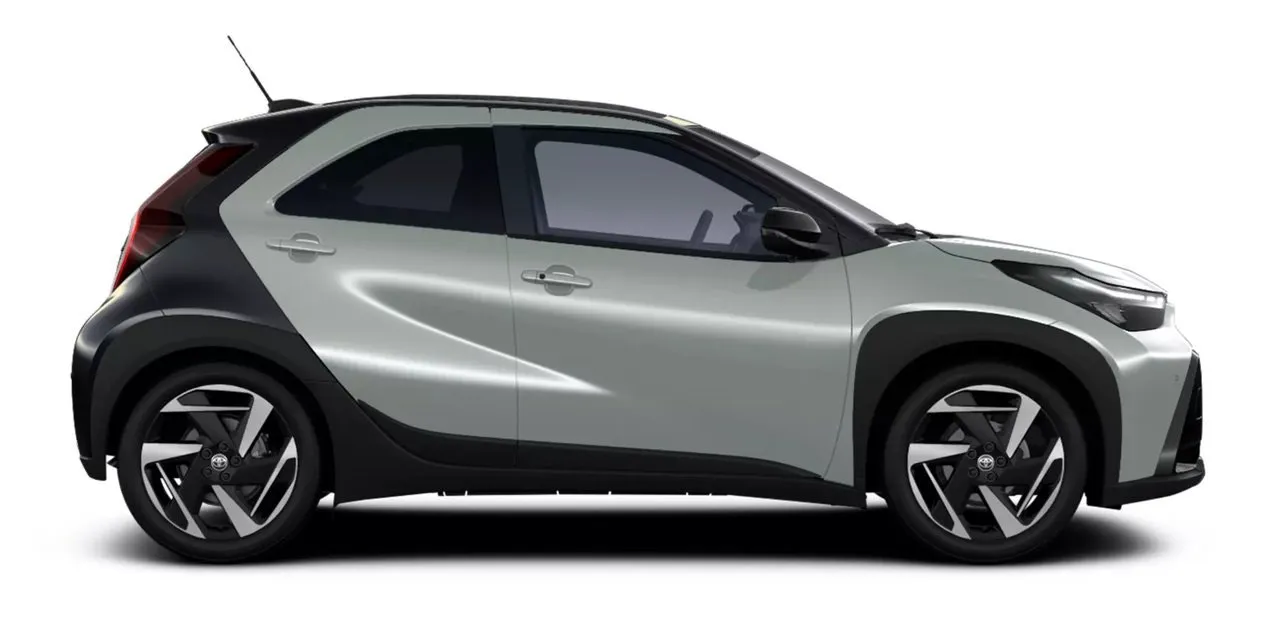 Vehicle image 1
