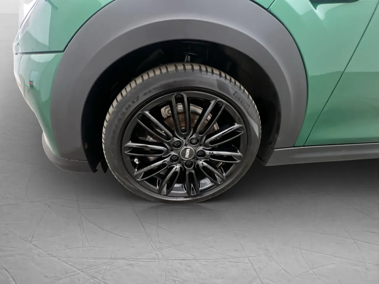 Vehicle image 25