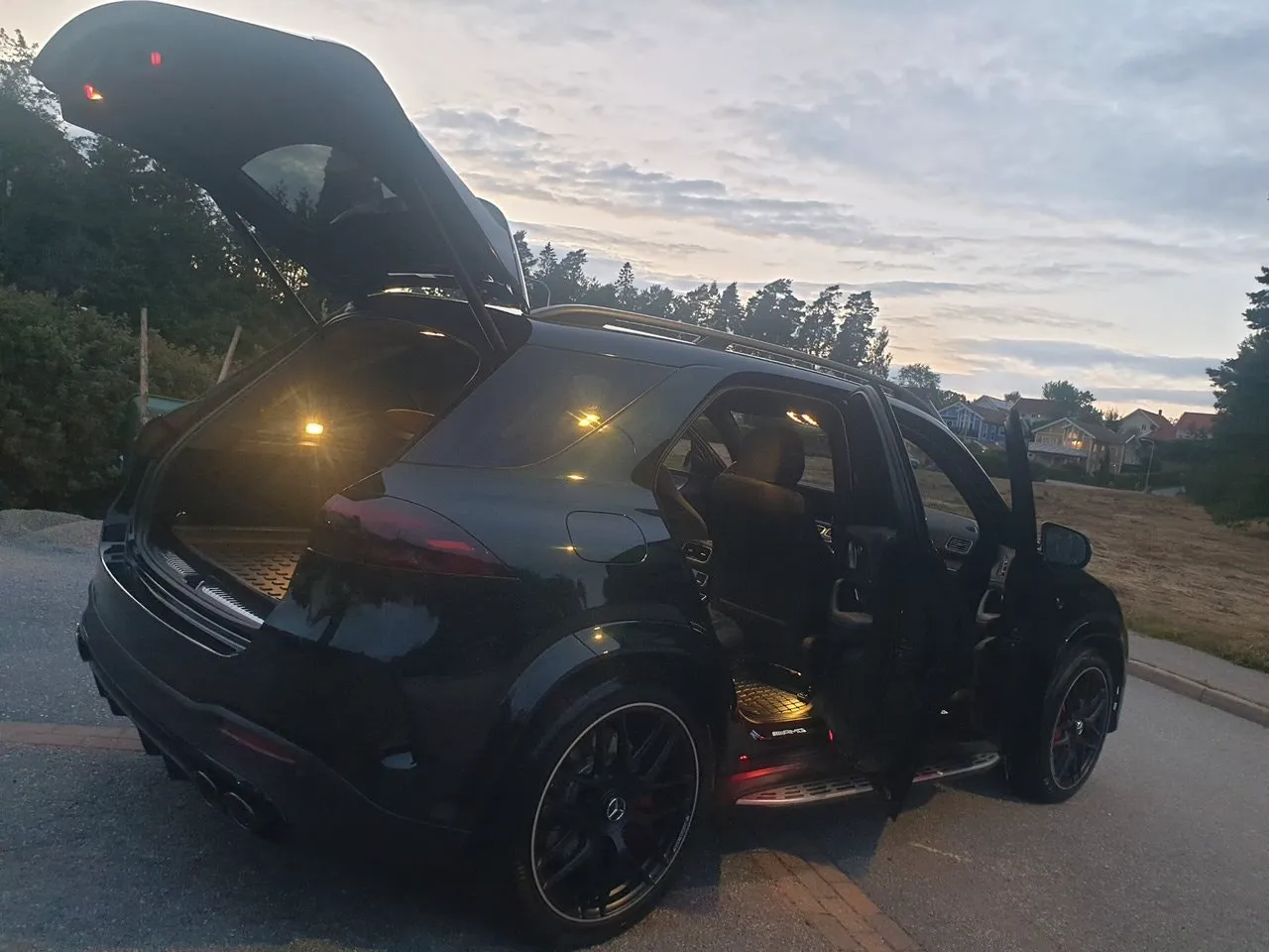Vehicle image 31
