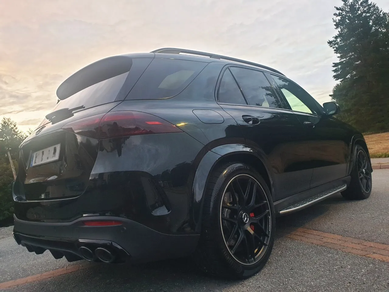 Vehicle image 28