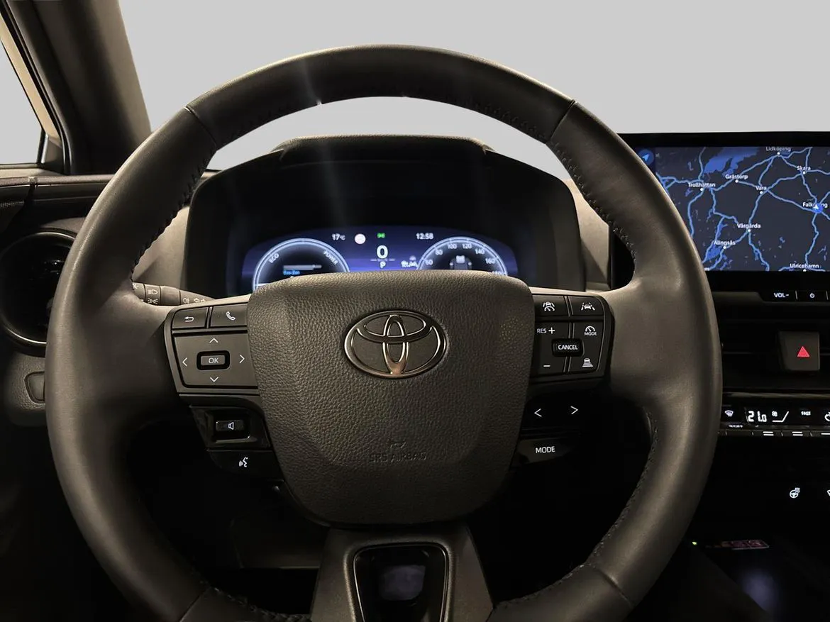 Vehicle image 18
