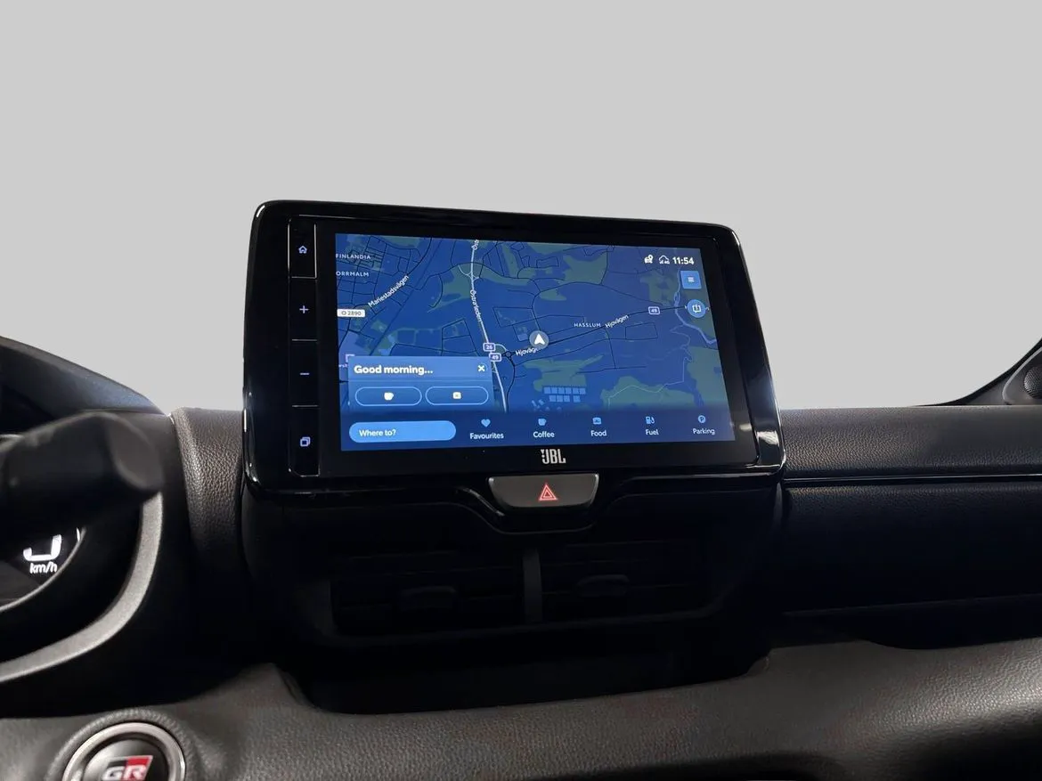 Vehicle image 15