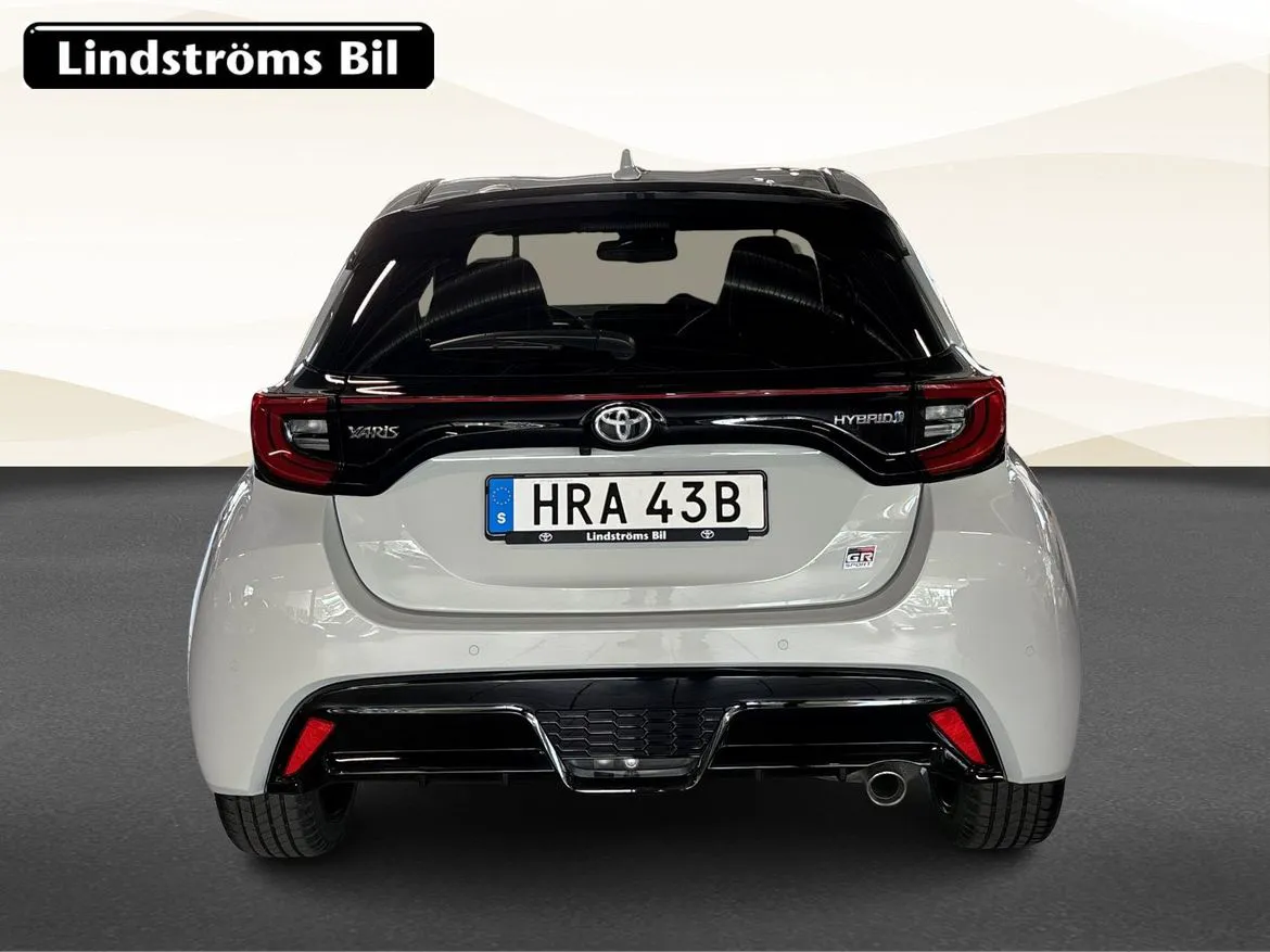 Vehicle image 7