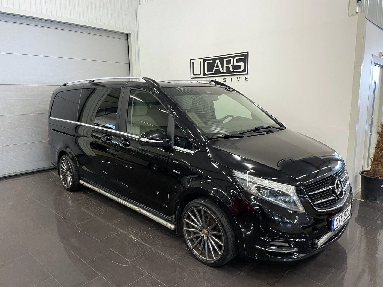 Mercedes V250