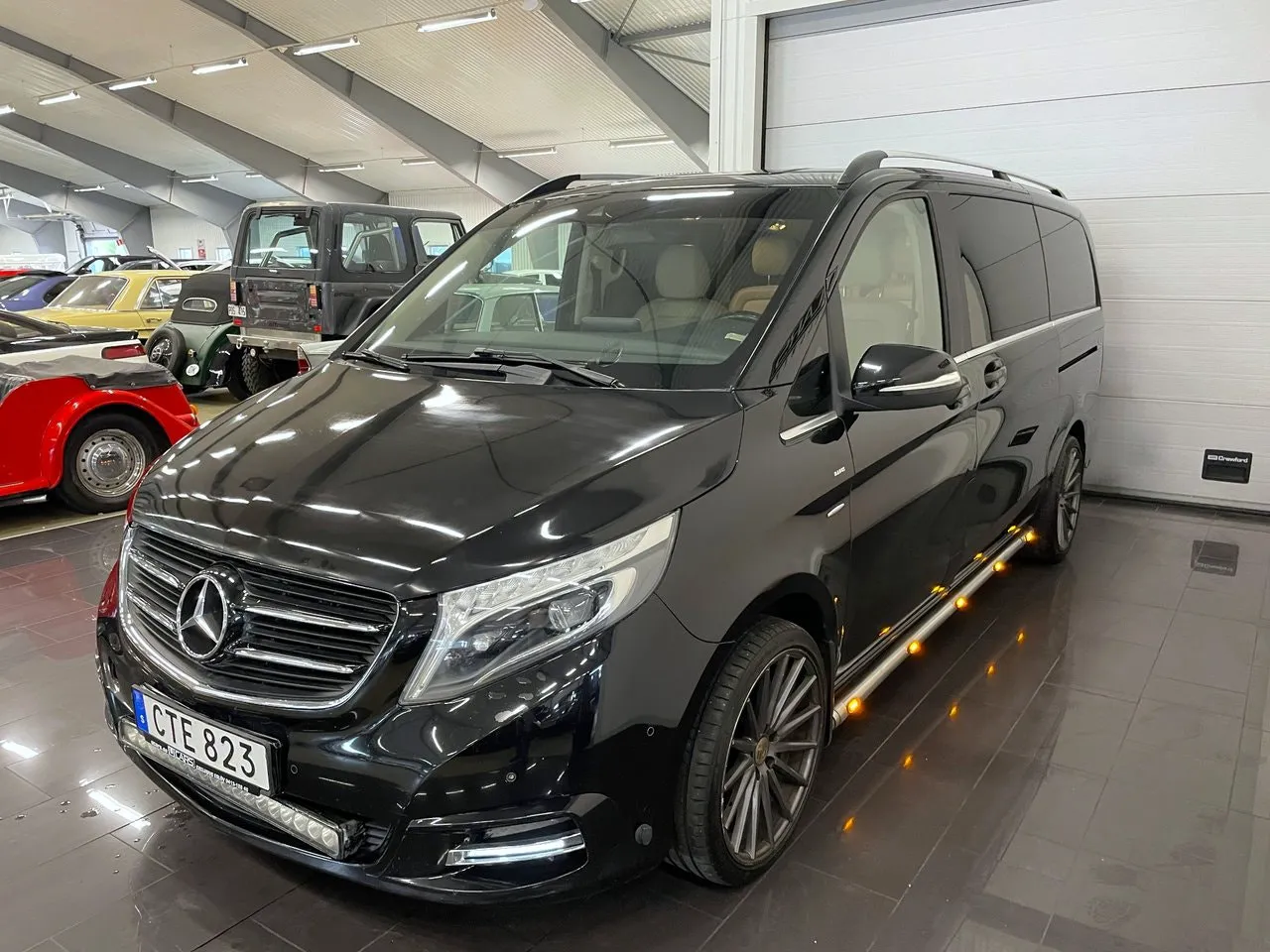 Vehicle image 8