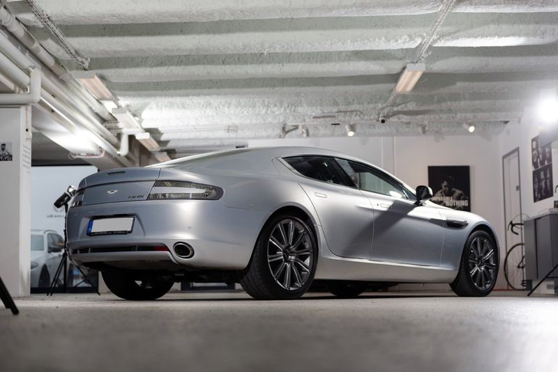 Aston Martin Rapide bild 7