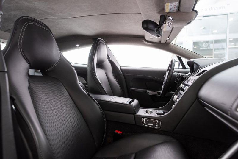 Aston Martin Rapide bild 29