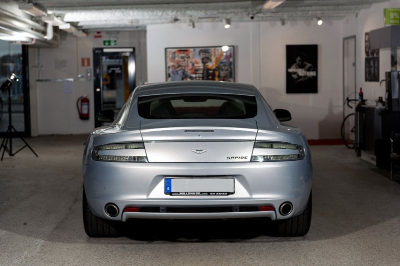 Aston Martin Rapide bild 11
