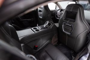 Aston Martin Rapide bild 16