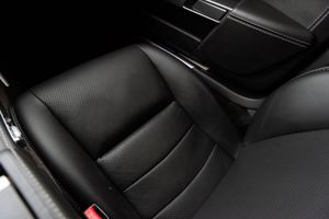 Aston Martin Rapide bild 27