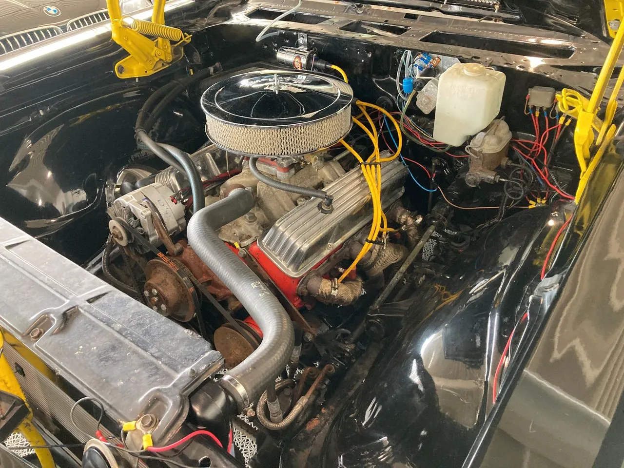 Vehicle image 18