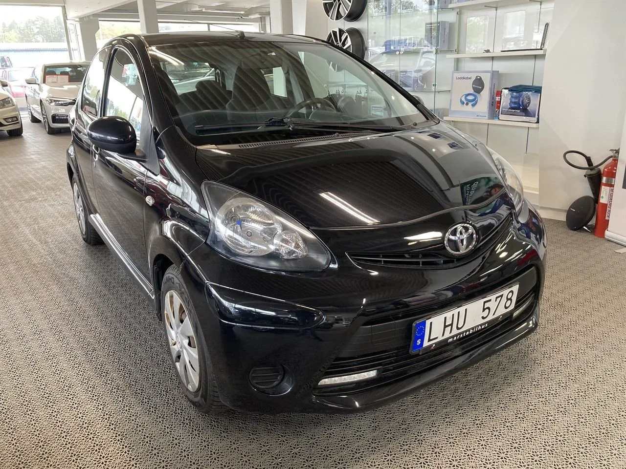 Vehicle image 1