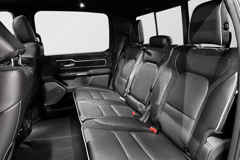 Dodge Ram bild 25