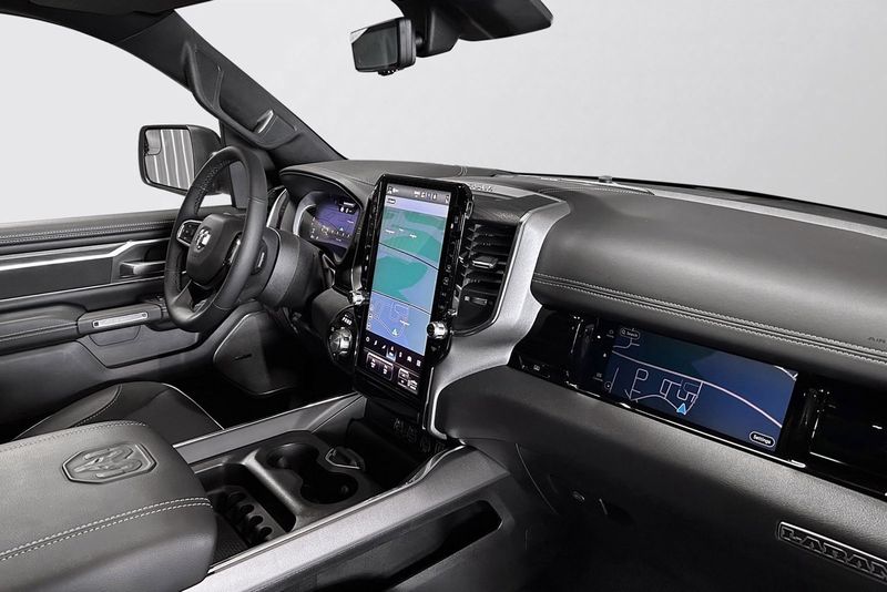 Dodge Ram bild 32