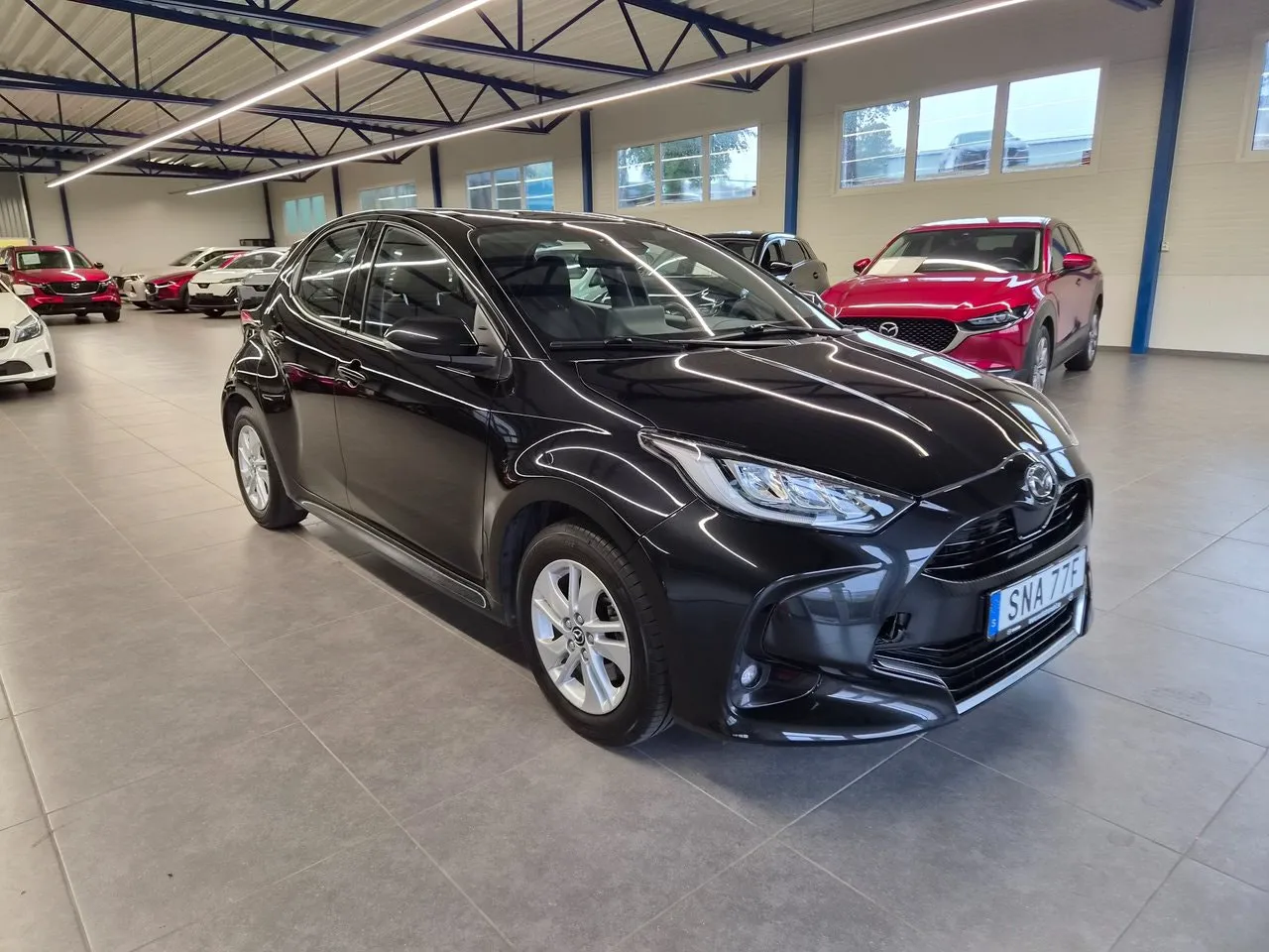 Vehicle image 5