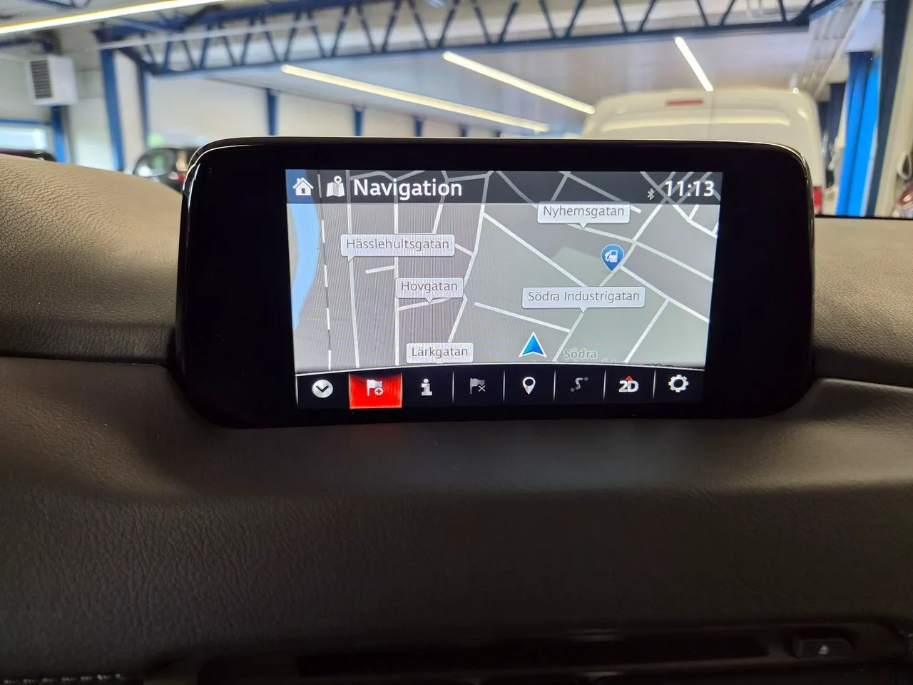 Vehicle image 11