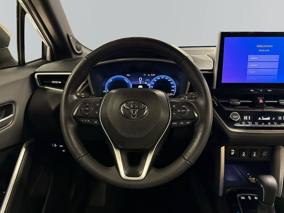 Vehicle image 8