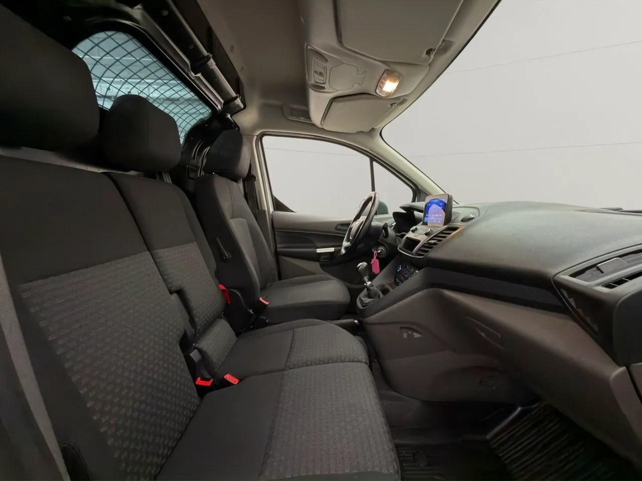 Vehicle image 23